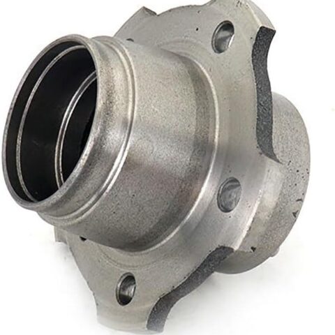 Rear wheel bearing hub
